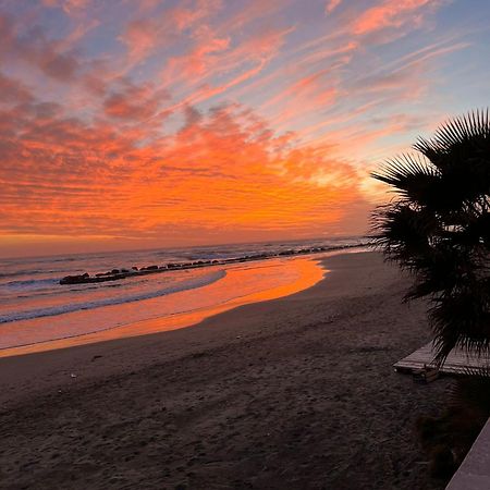 La Piazzetta Anzio Hotel Luaran gambar