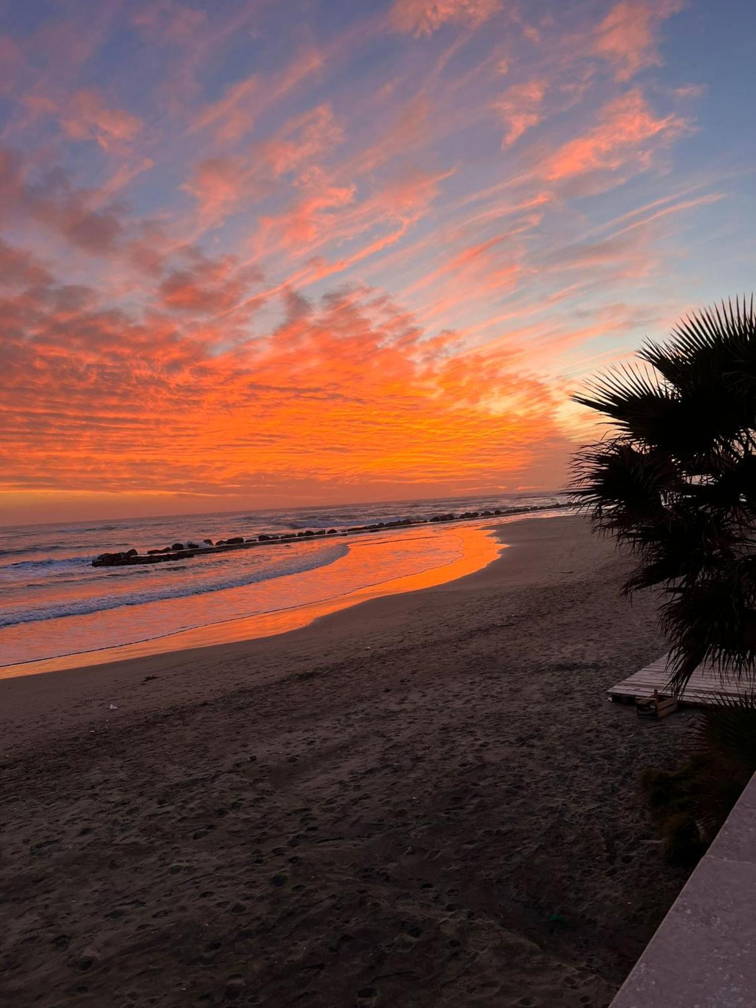 La Piazzetta Anzio Hotel Luaran gambar