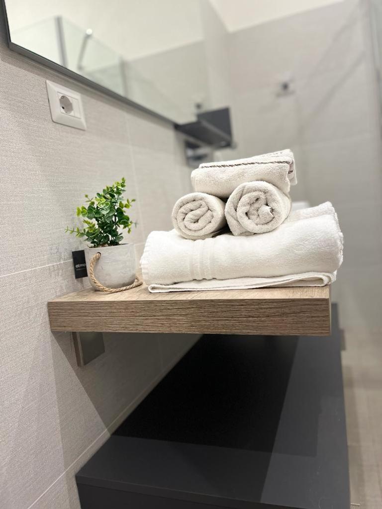 La Piazzetta Anzio Hotel Luaran gambar